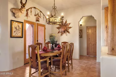 8514 S Dysart Road, Goodyear, AZ 85338 - Photo 19