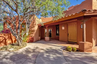 8514 S Dysart Road, Goodyear, AZ 85338 - Photo 13