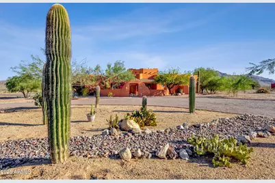 8514 S Dysart Road, Goodyear, AZ 85338 - Photo 7