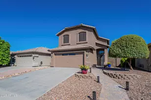 4718 E Silverwood Dr, Phoenix, AZ 85048 - Photo 1