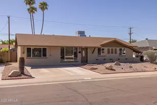 7839 E Palm Ln, Scottsdale, AZ 85257 - Photo 3