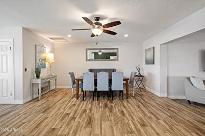 2126 W Cambridge Avenue, Phoenix, AZ 85009 - Photo 11