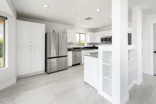 10219 E Le Marche Dr, Scottsdale, AZ 85255 - Photo 11