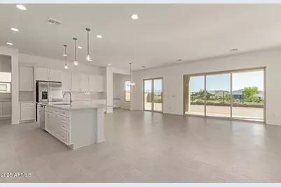 17527 W Lincoln Street, Goodyear, AZ 85338 - Photo 11