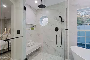 18 W Kaler Dr, Phoenix, AZ 85021 - Photo 31