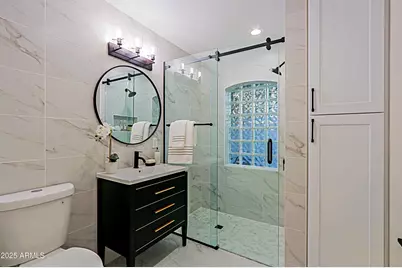 18 W Kaler Drive, Phoenix, AZ 85021 - Photo 41