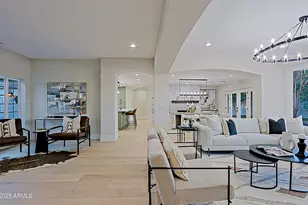 18 W Kaler Dr, Phoenix, AZ 85021 - Photo 23