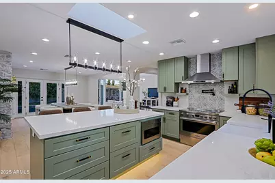 18 W Kaler Drive, Phoenix, AZ 85021 - Photo 5