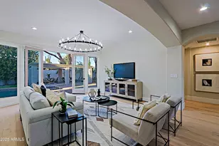 18 W Kaler Dr, Phoenix, AZ 85021 - Photo 21