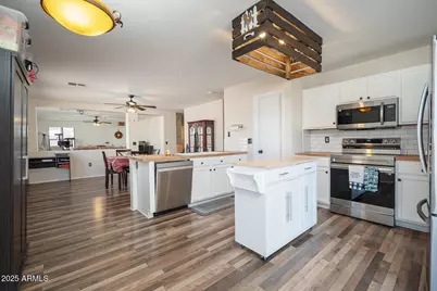 4718 N 92nd Avenue, Phoenix, AZ 85037 - Photo 3