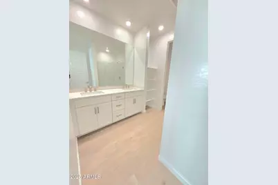 1161 E Kachina Trail, Phoenix, AZ 85042 - Photo 19