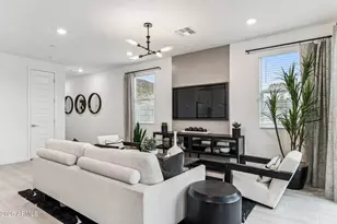 1161 E Kachina Trl, Phoenix, AZ 85042 - Photo 27