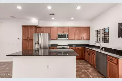 3935 E Rough Rider Road #1076, Phoenix, AZ 85050 - Photo 11