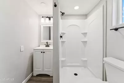 2160 E Corona Avenue, Phoenix, AZ 85040 - Photo 7