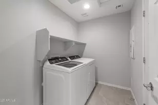 16224 W Pinnacle Vis Dr, Surprise, AZ 85387 - Photo 25