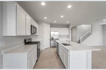 16224 W Pinnacle Vista Drive, Surprise, AZ 85387 - Photo 11