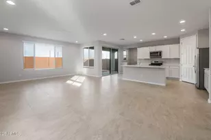 16224 W Pinnacle Vis Dr, Surprise, AZ 85387 - Photo 7