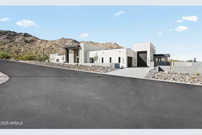 9520 S Krista Drive W, Goodyear, AZ 85338 - Photo 5