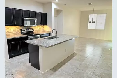 1026 N 169th Avenue, Goodyear, AZ 85338 - Photo 3