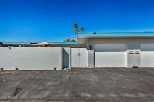 13637 N Del Webb Blvd, Sun City, AZ 85351 - Photo 33