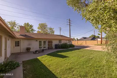 333 S Cooper Road, Chandler, AZ 85225 - Photo 17