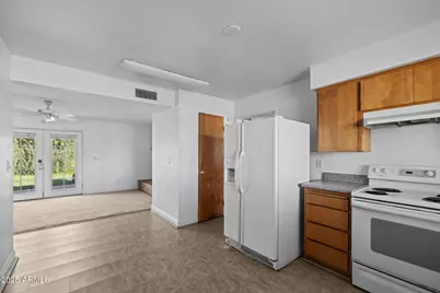 333 S Cooper Road, Chandler, AZ 85225 - Photo 3