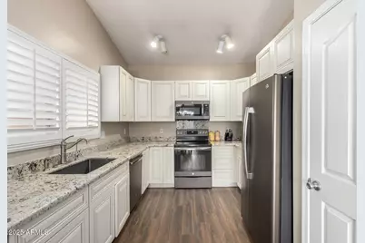 14548 N 87th Avenue, Peoria, AZ 85381 - Photo 13