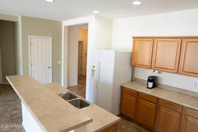 1672 E Elaine Court, Casa Grande, AZ 85122 - Photo 11