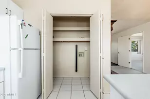 15 W Medlock Dr, Phoenix, AZ 85013 - Photo 57