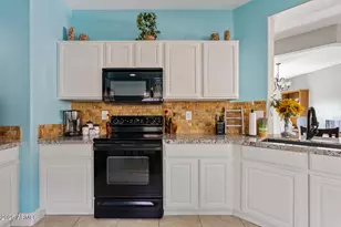 10718 E Secret Canyon Rd, Gold Canyon, AZ 85118 - Photo 9