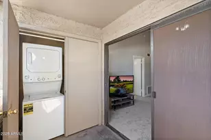 533 W Guadalupe Rd, Mesa, AZ 85210 - Photo 13