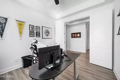 18427 W Clinton Street, Surprise, AZ 85388 - Photo 29