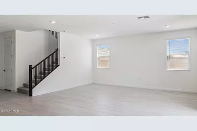 2327 W Pearce Road, Phoenix, AZ 85041 - Photo 13