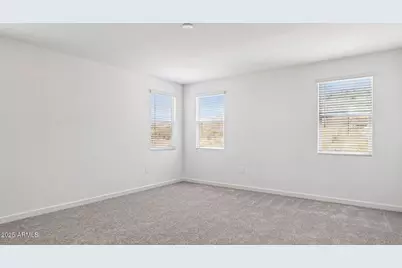 2327 W Pearce Road, Phoenix, AZ 85041 - Photo 23