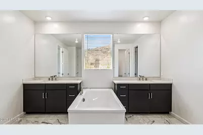 2327 W Pearce Road, Phoenix, AZ 85041 - Photo 27