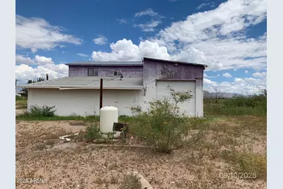 10478 N Jones Avenue, Elfrida, AZ 85610 - Photo 15