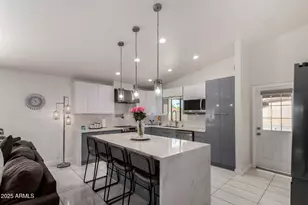 8611 E Garfield St, Scottsdale, AZ 85257 - Photo 7