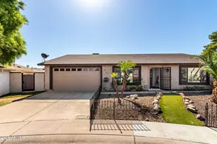 8611 E Garfield St, Scottsdale, AZ 85257 - Photo 11