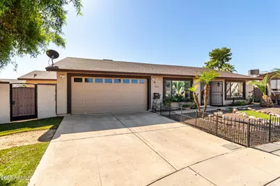 8611 E Garfield Street, Scottsdale, AZ 85257 - Photo 9