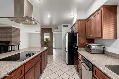 8126 N 16th Drive, Phoenix, AZ 85021 - Photo 3