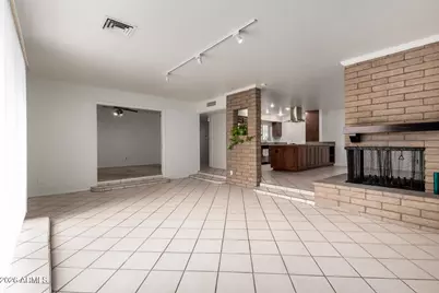 8126 N 16th Drive, Phoenix, AZ 85021 - Photo 17