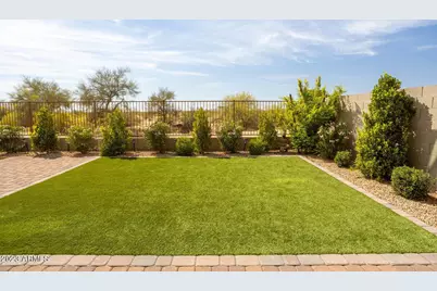 18426 N 65th Place, Phoenix, AZ 85054 - Photo 25