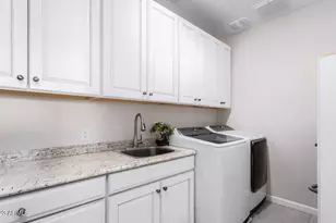 18426 N 65th Pl, Phoenix, AZ 85054 - Photo 23