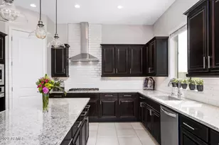 18426 N 65th Pl, Phoenix, AZ 85054 - Photo 9