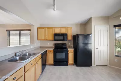 30 E Zinnia Place, San Tan Valley, AZ 85143 - Photo 7