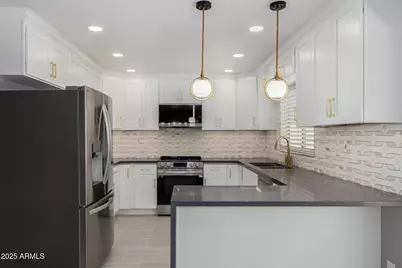 6333 W Nez Perce Street, Phoenix, AZ 85043 - Photo 11