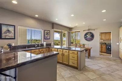 205 W Quartz Rock Road, Phoenix, AZ 85085 - Photo 11