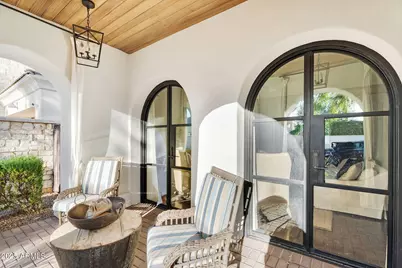 3507 N 39th Place, Phoenix, AZ 85018 - Photo 9