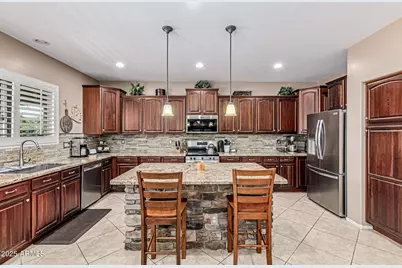 9561 W Frank Avenue, Peoria, AZ 85382 - Photo 13