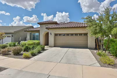 4658 N 204th Lane, Buckeye, AZ 85396 - Photo 3